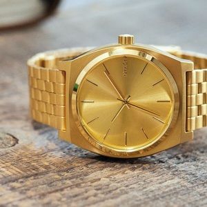 Nixon Time Teller Watch